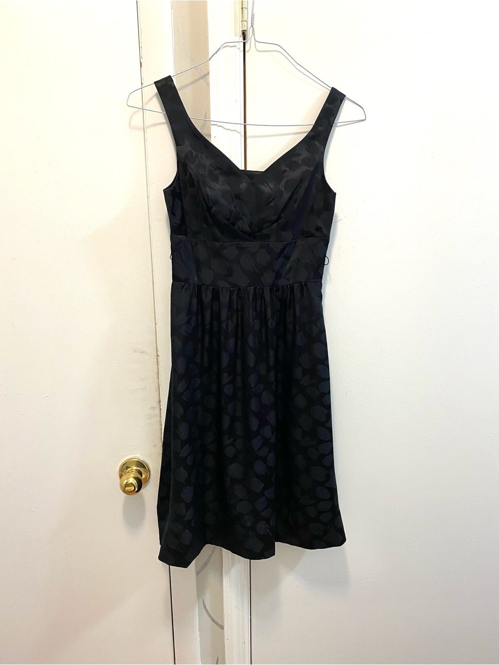 WHBM Black Floral Jacquard Fit & Flare Cocktail Dress Sleeveless 00 #6